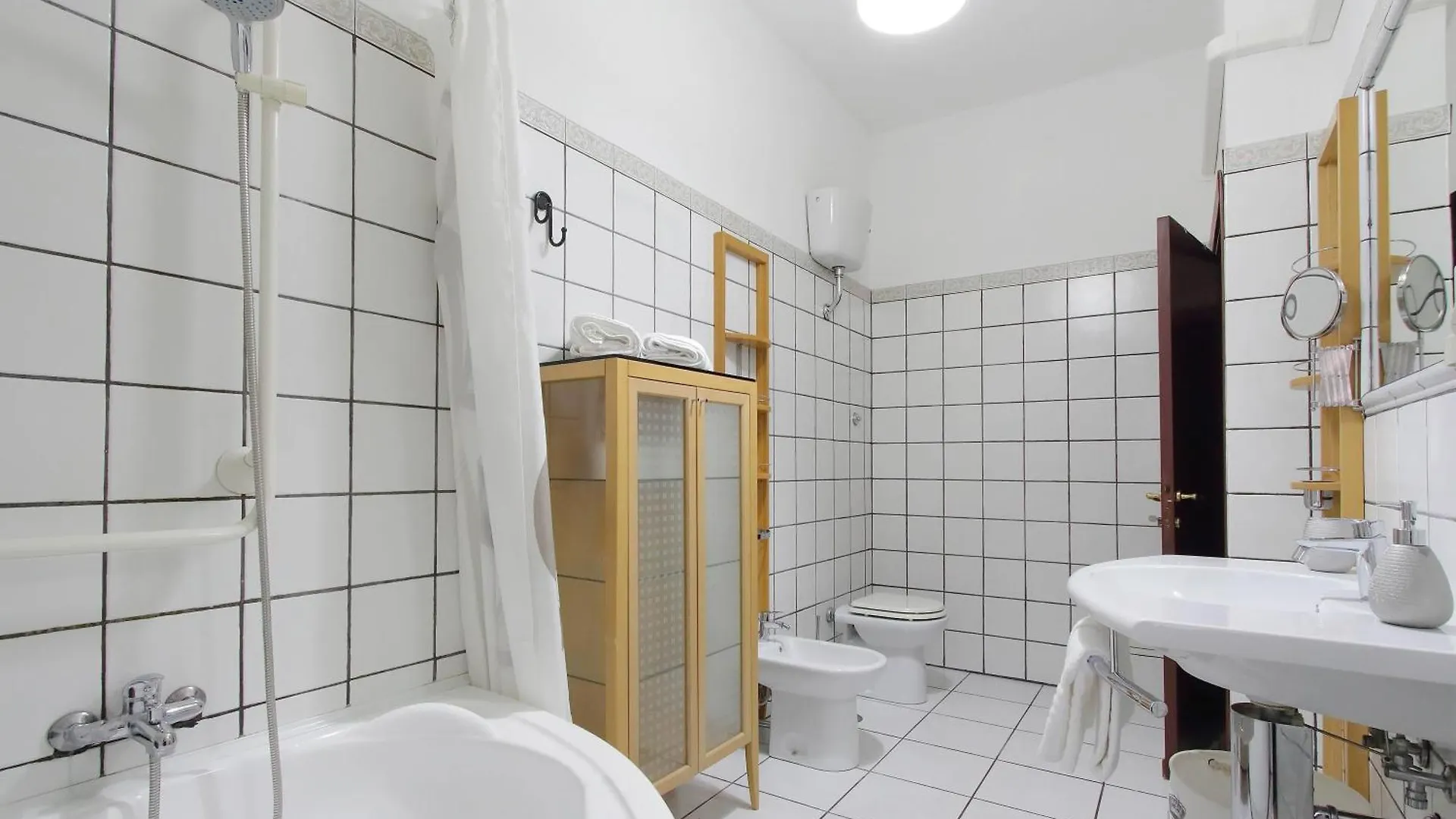 Beautiful Apartment With Amazing Rooftop&Jacuzzi Rome