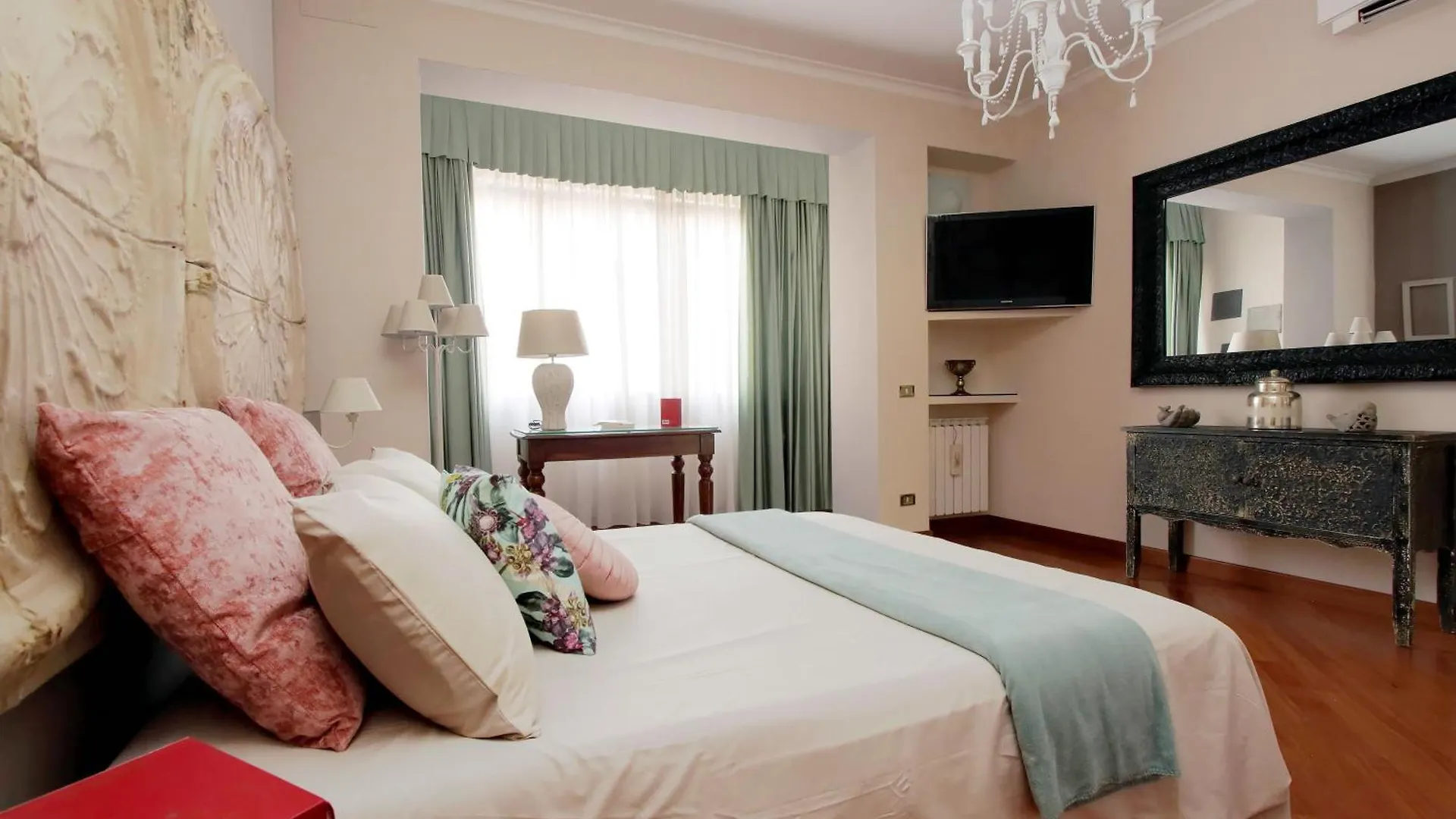 Beautiful Apartment With Amazing Rooftop&Jacuzzi Rome