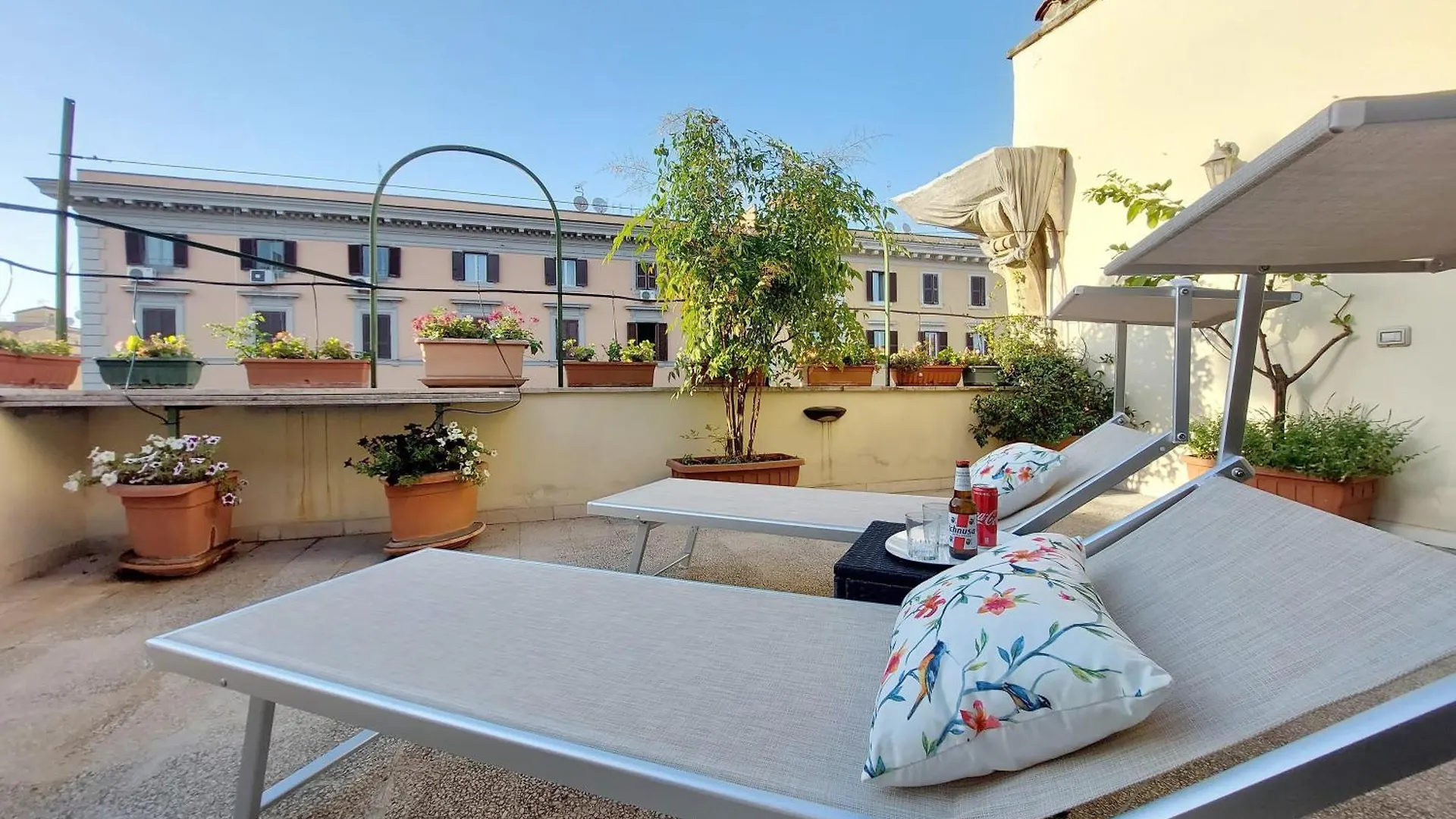Beautiful Apartment With Amazing Rooftop&Jacuzzi Rome 0*,