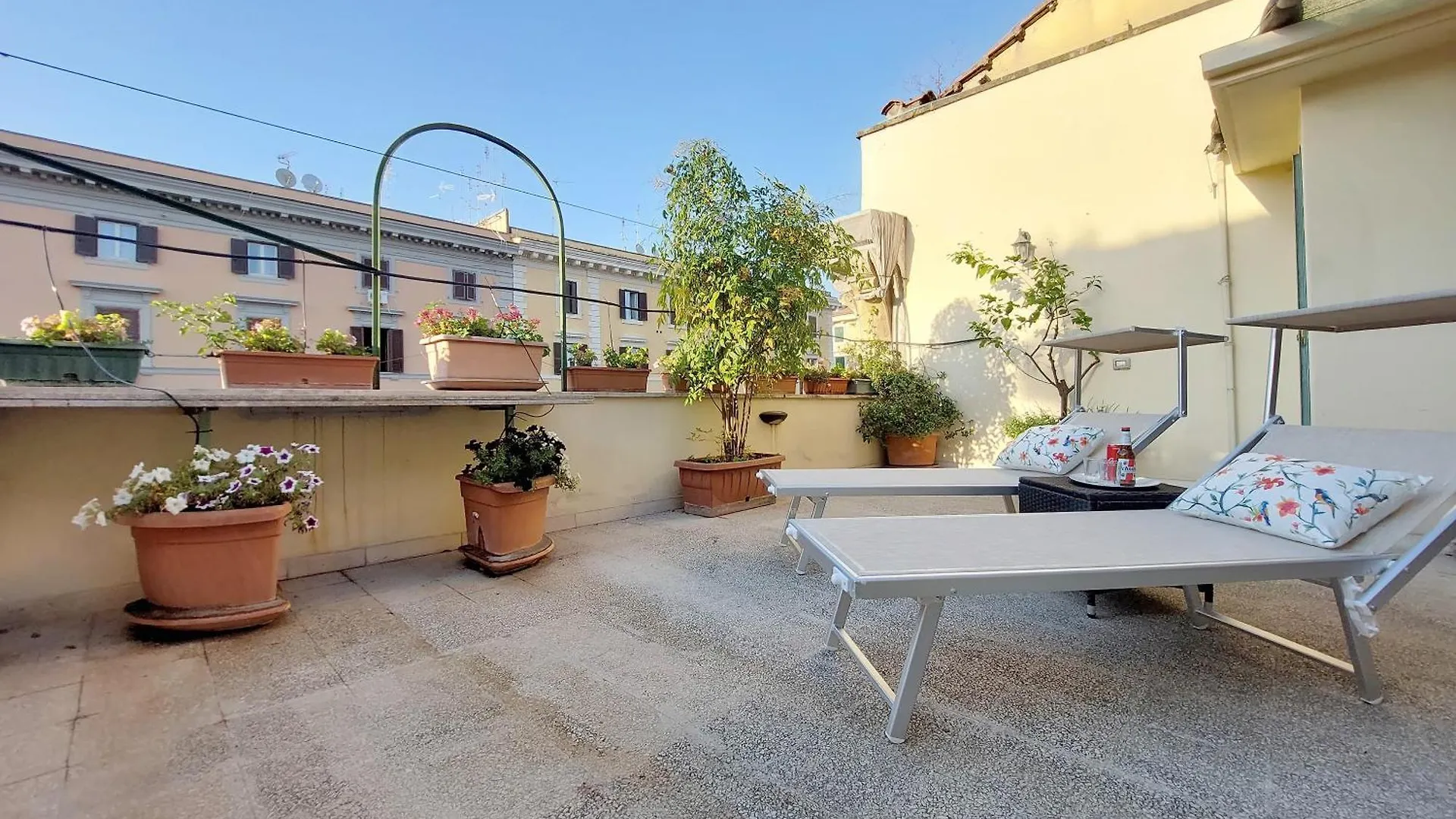 Beautiful Apartment With Amazing Rooftop&Jacuzzi Rome
