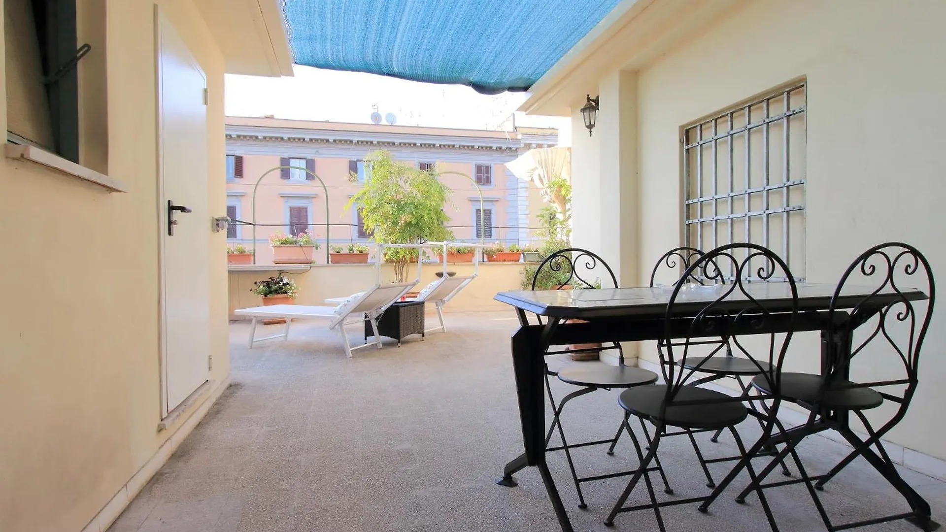 Beautiful Apartment With Amazing Rooftop&Jacuzzi Rome 0*,
